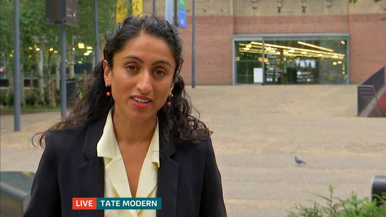 ITV News London_20210817_18001830.ts_snapshot_16.41.405