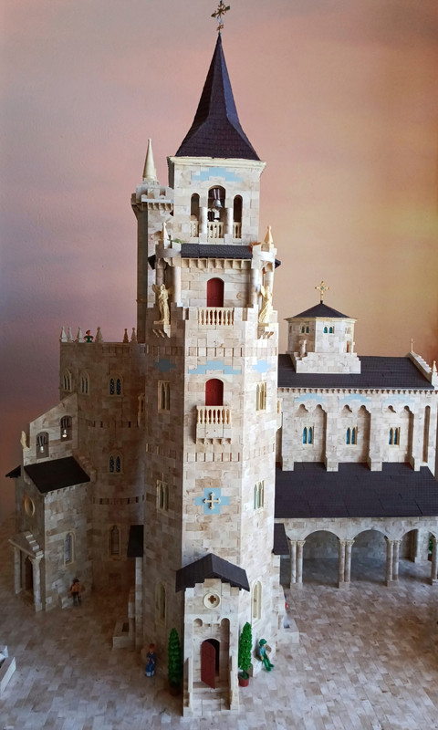 Piazza San Raffaele 002