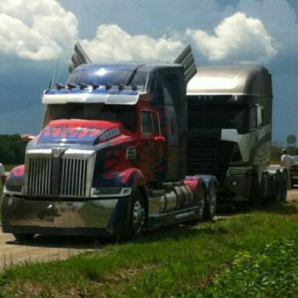 992877_477433059010040_132794785_n