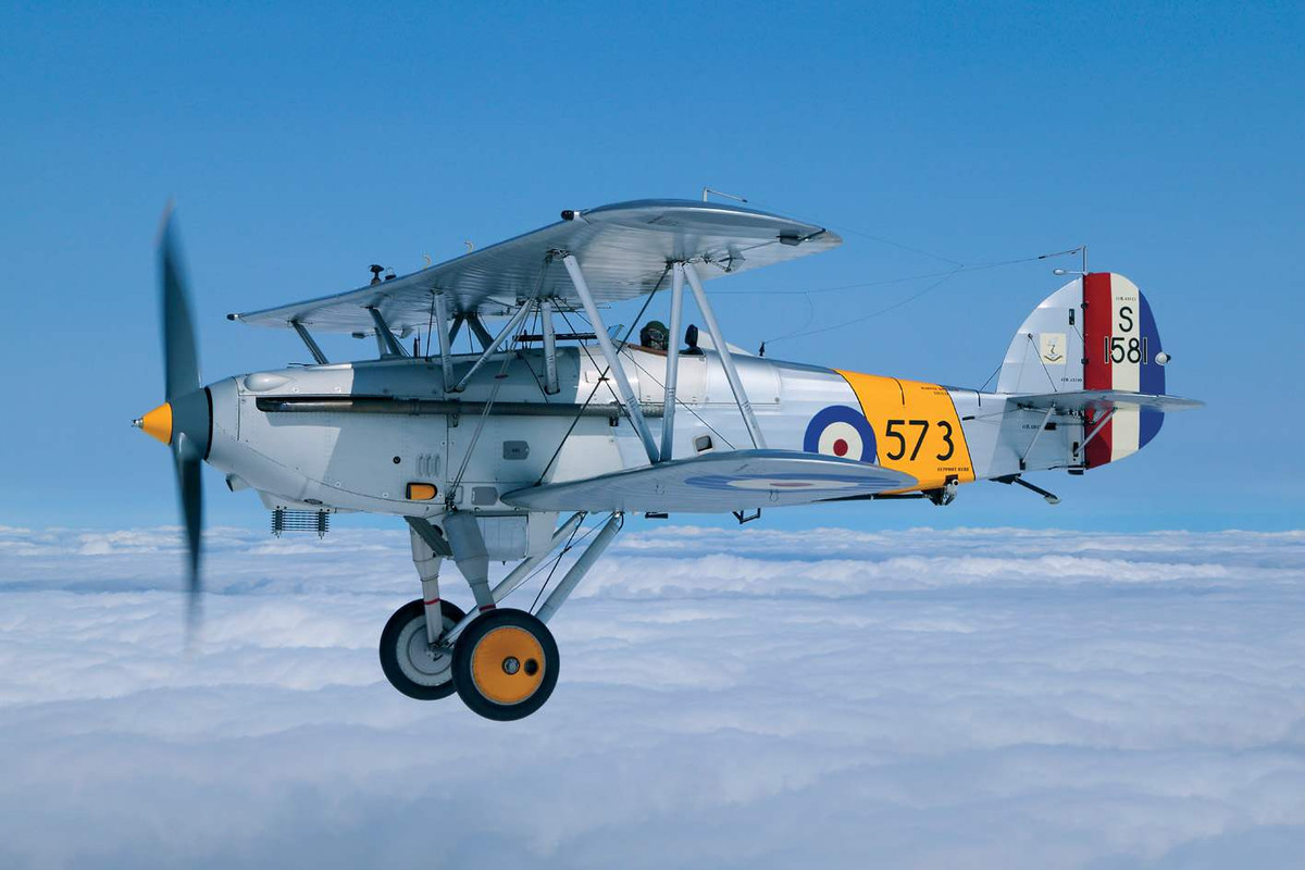 Хокер Фьюрі