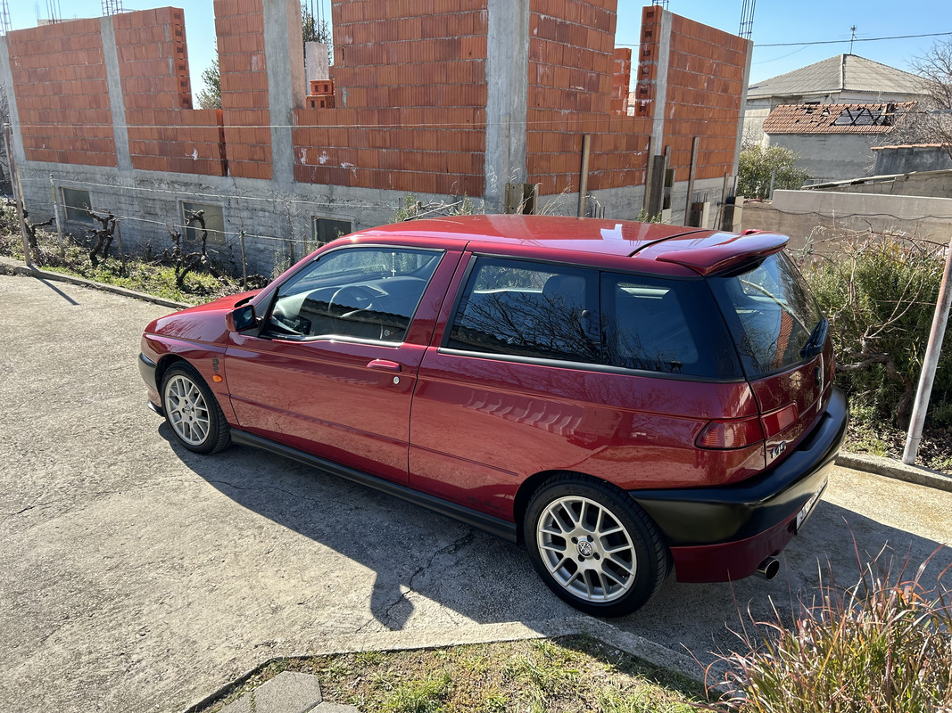 B653DB48-8631-42EA-9982-F3DE58762EC3