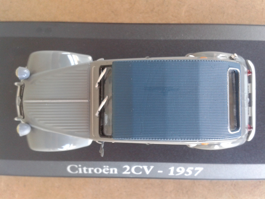 1957 Citroën 2Cv “AZLP” (Ixo-Altaya) (11)