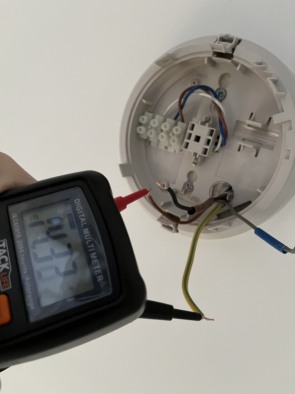 7E2A7A40-B1BD-45B6-9643-2512997849E2