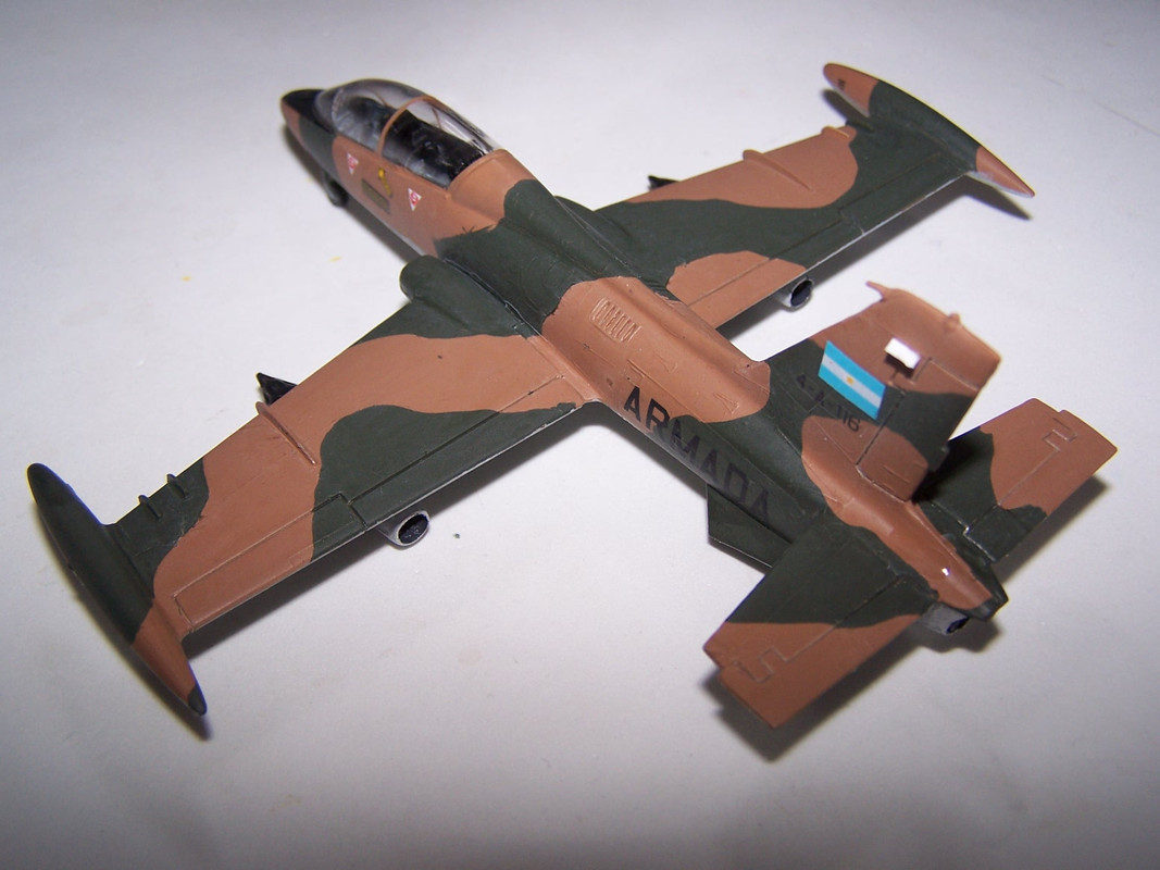SuperModel_Aeromacci_MB339A-RP