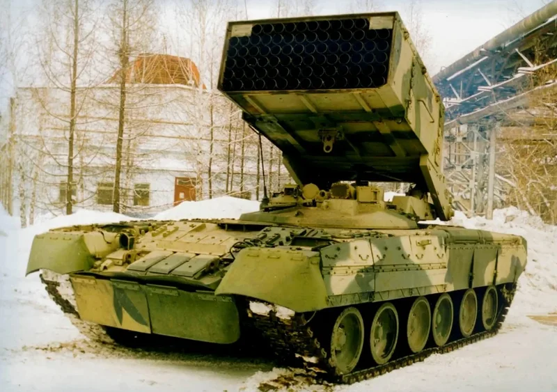 tos-1a-and-bm-21-grad-on-t-80u-chassis-made-in-early-2000s-v0-y6hw68l5ry9c1.webp