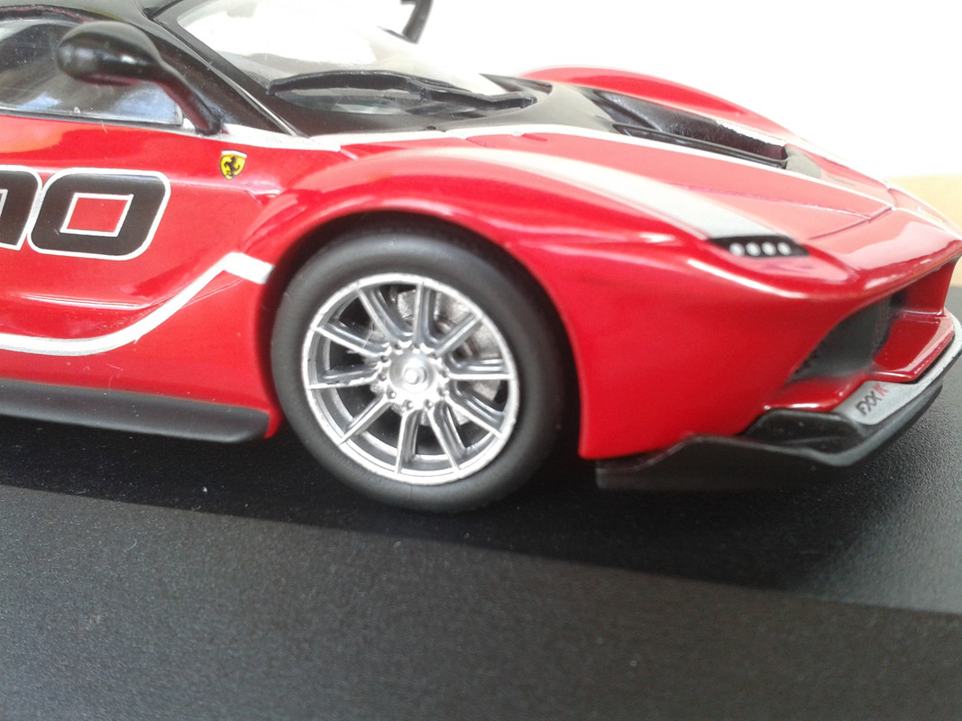 2014 Ferrari FXX K (Ixo-nº 3 Ferrari GT Collection) (11)