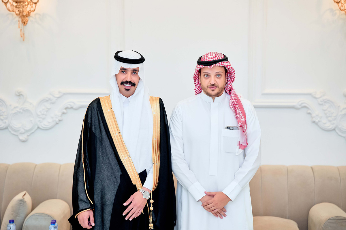 Freelancres-C76-A8559