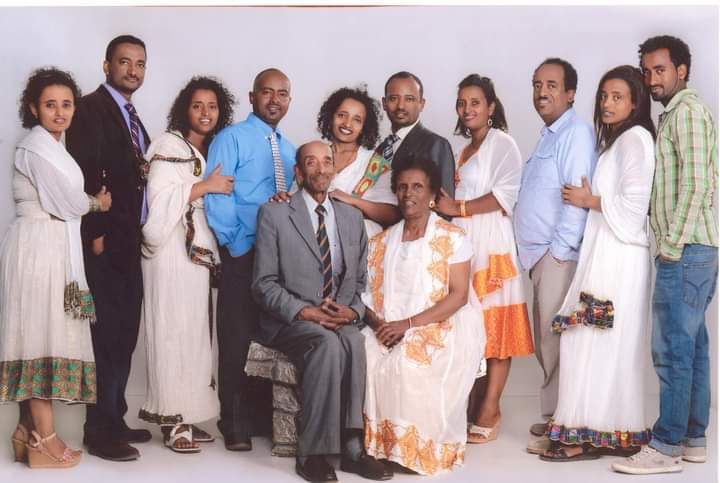 Mom, Dad, and the 10 Children
