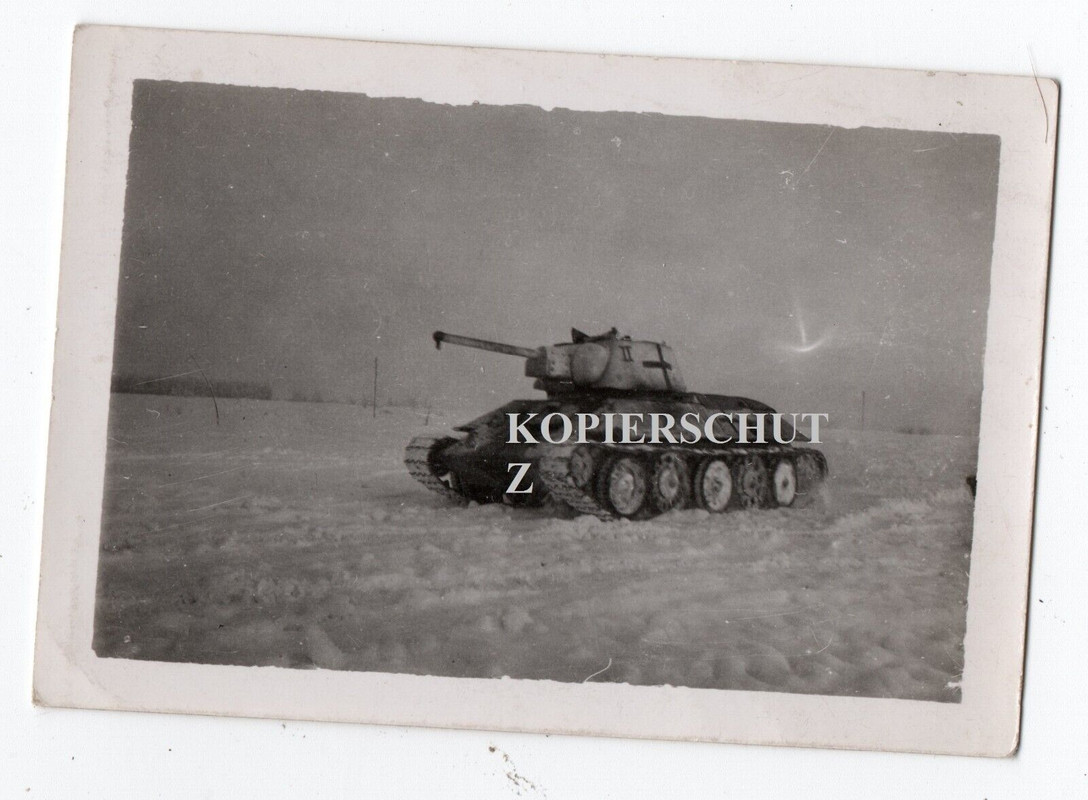 Russland Stellung SDkfz Panzer Tank Sturmgeschütz Beute T 34