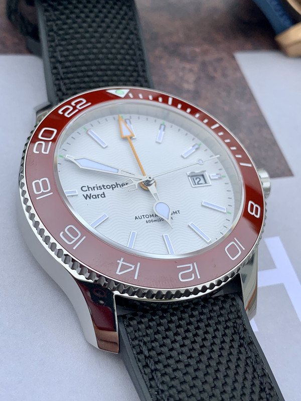 448D9647-0200-402E-902F-7CE2424FF228