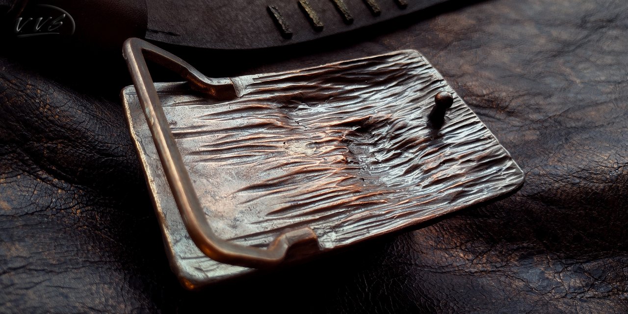 пряжка медведь литая бронза4