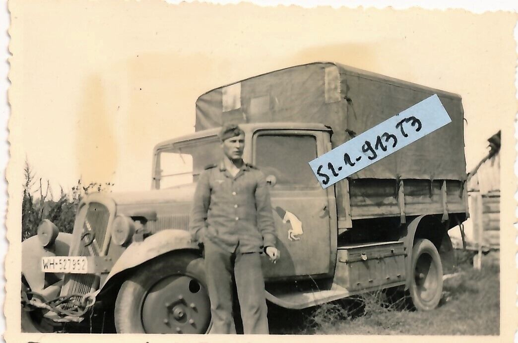 Franz. Citroen LKW mit Divisionsabzeichen (Pferdekopf) BRETAGNE