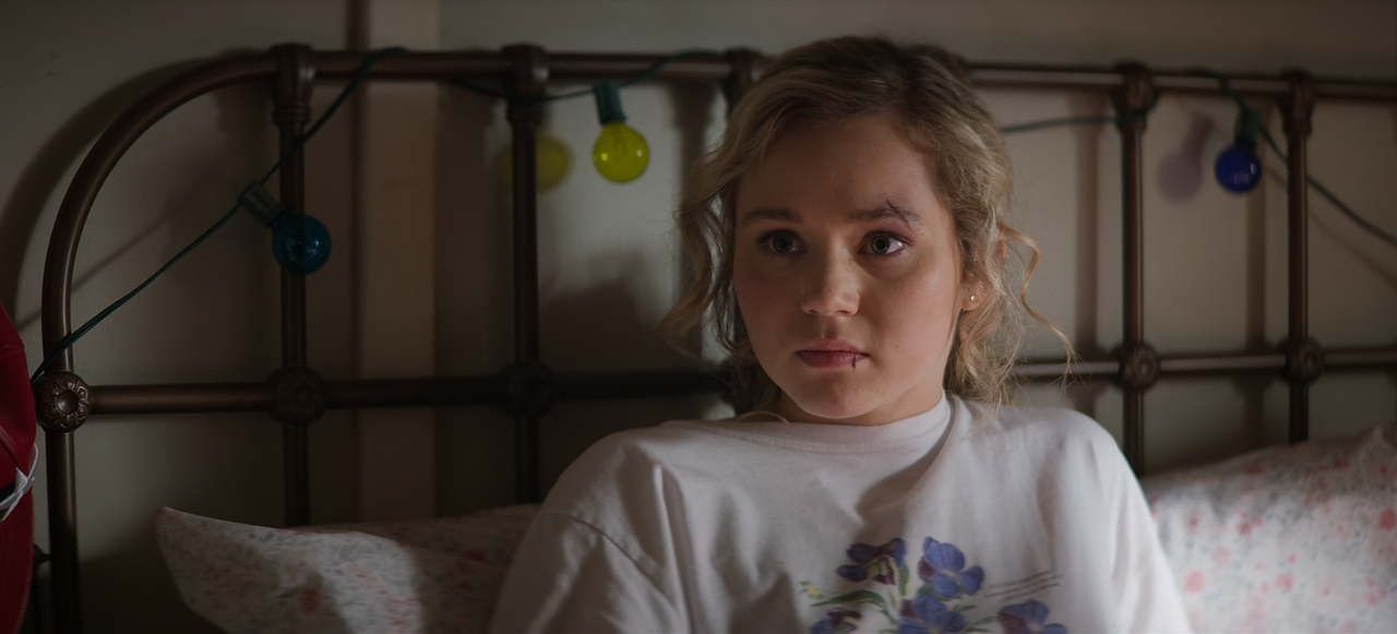 Stargirl.S01E08.Shiv.(2).1080p.10bit.AMZN.WEB-DL.DDP5.1.HEVC-Vyndros.mkv_snapshot_22.09_[2020.07.11_