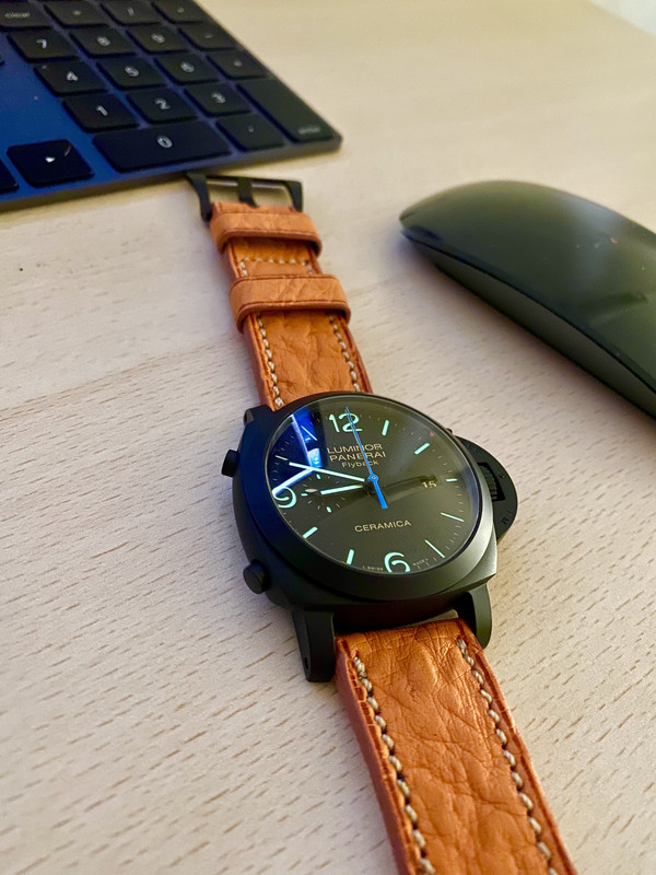 D5BAAAF1-E8FB-4E79-8574-3420B19EE7DF