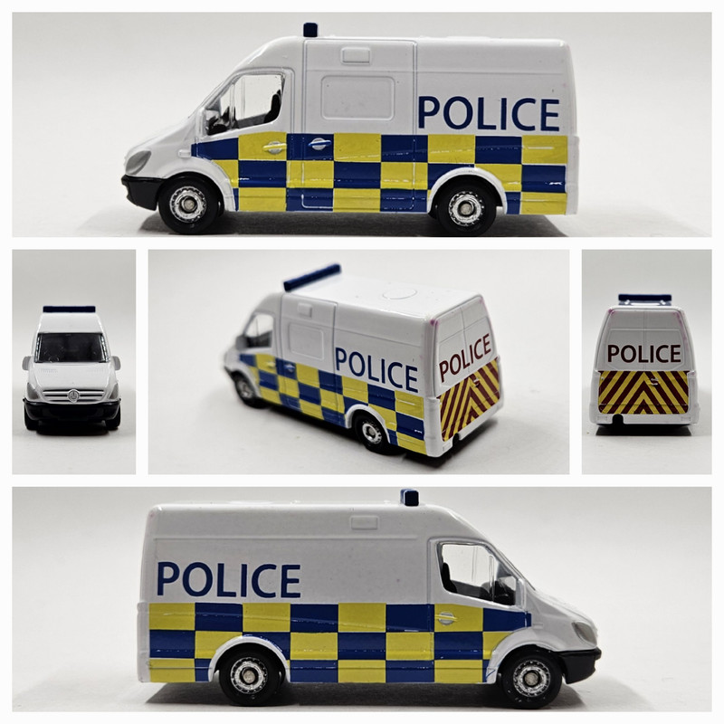 Corgi 19 Mercedes Benz Sprinter Police