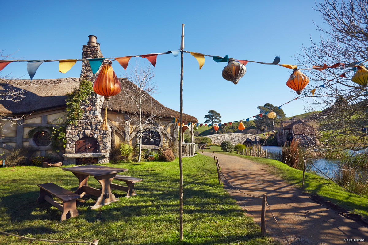 Hobbiton Movie Set