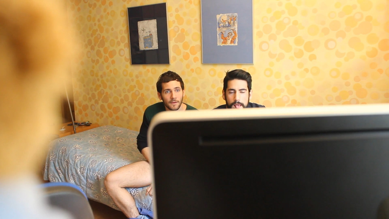 Pajas.(2014,Corto).WEBDL.1080p.(exploradoresp2p.mp4_snapshot_01.29_[2025.08.20_18.35.18]