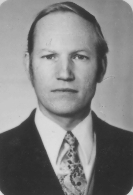 Подчапко Григорий Григорьевич — учитель биологии, организатор