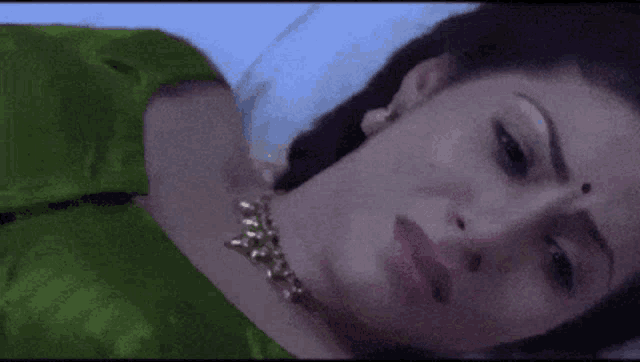 [Image: south-hot-saree-3.gif]
