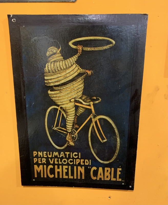 7EF152AE-662E-43E2-BD48-266483C17EC6