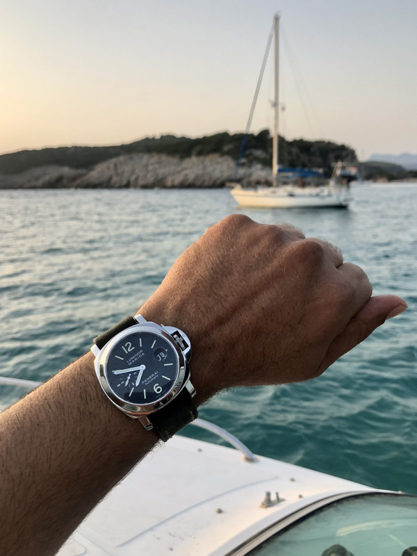 348D5E6E-BC54-440F-9516-B8E160BBDA44