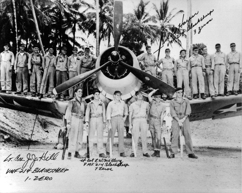 w2-vmf214-squadron-officers.jpg