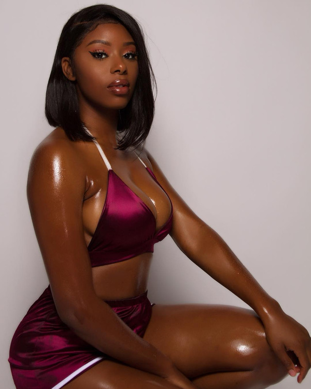 ebony.louis_42578639_512765992520648_6214309032925069312_n