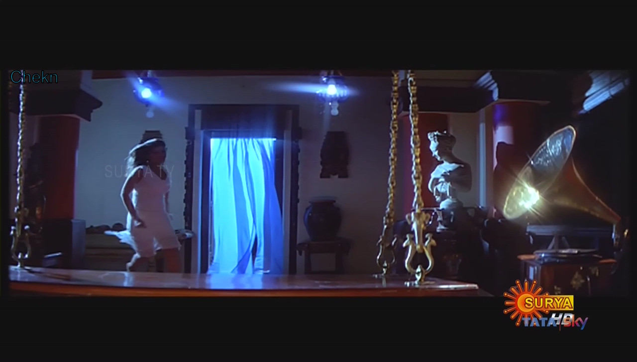 vlcsnap-2020-07-12-01h24m37s660