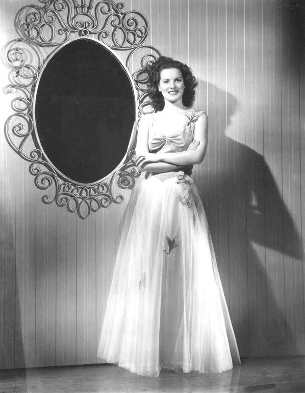 Maureen_O_Hara_mb81