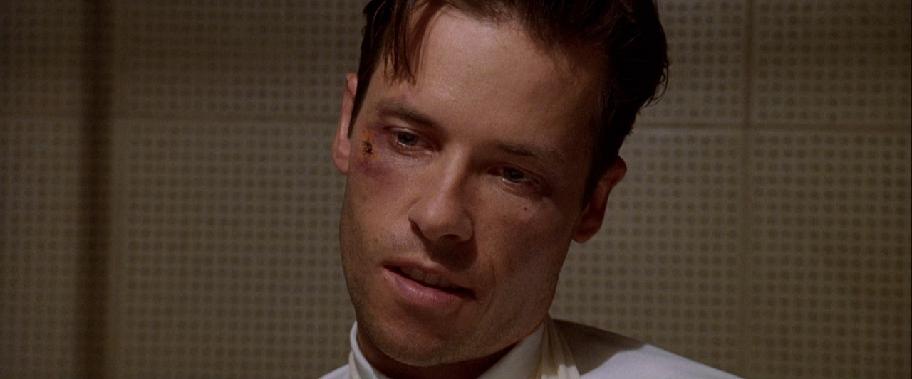 L.A. Confidential 1997 (1080p x265 10bit Tigole).mkv_snapshot_02