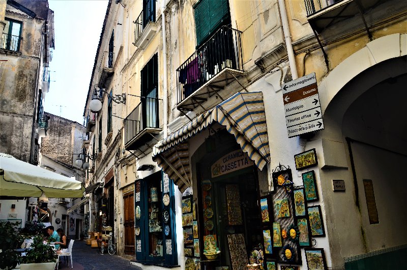VIETRI SUL MARE-24-9-2018 - Italia y sus pueblos-2018/2019/2023 (48)