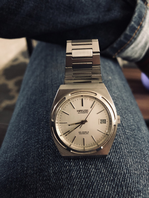 0F411FA6-5F67-4C9D-82D4-32A41ABB426C