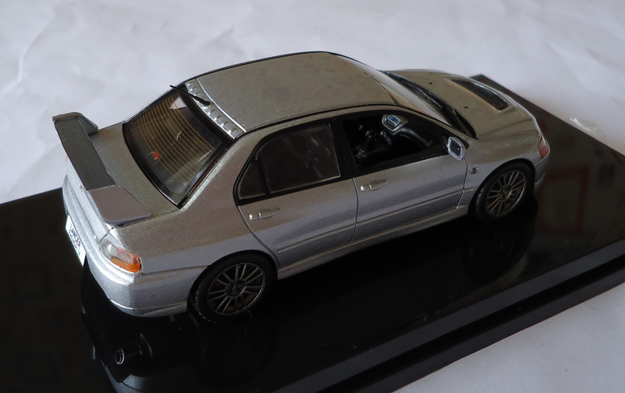 Mitsubishi-Lancer EVO IX2