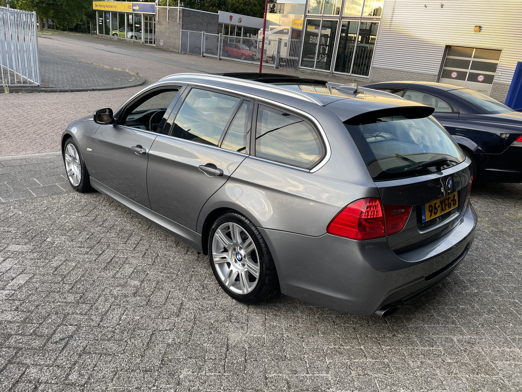 0F1F192F-4F03-41EA-A5B0-02B2D2EC6B6F