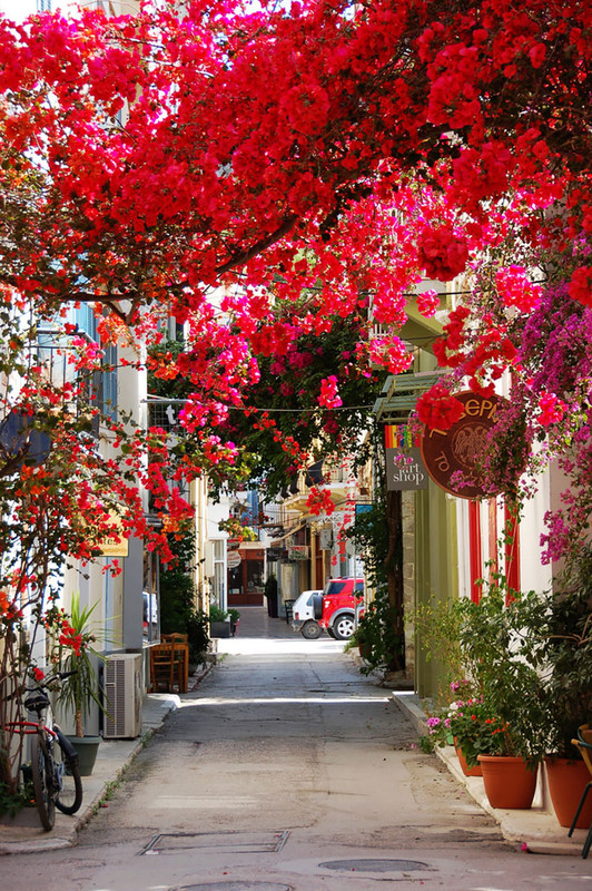 rednafpliogreece.jpg
