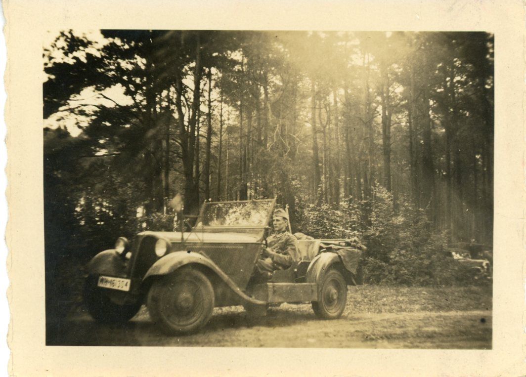 Auto Wagen PKW Cabrio Kübelwagen Foto