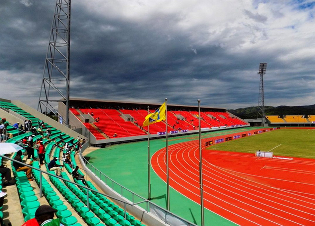 Городской стадион. Стадион «Омниспортс». Стад Ахмаду Ахиджо. Stade Sylvio Cator. Муниципальные стадионы