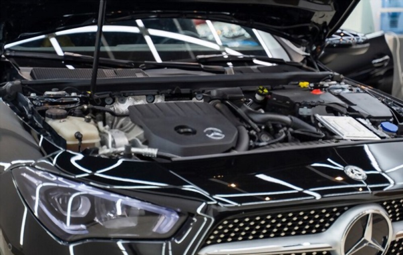 Mercedes service
