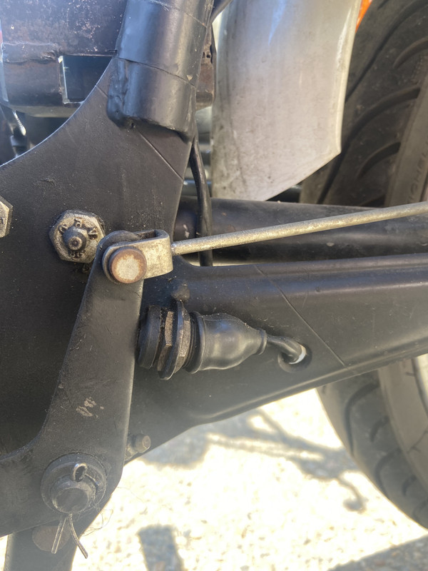 10796D16-F288-4F41-9B22-BF9C77AF7A12