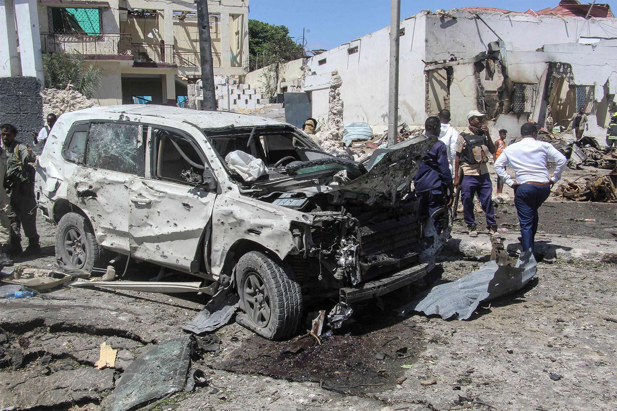 En la capital de Somalia explosión de coche bomba deja ocho muertos