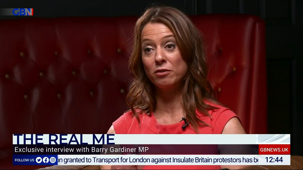 10.19 - 12.00.00 - The Briefing With Gloria De Piero. Your must-watch....ts_snapshot_45.51.740
