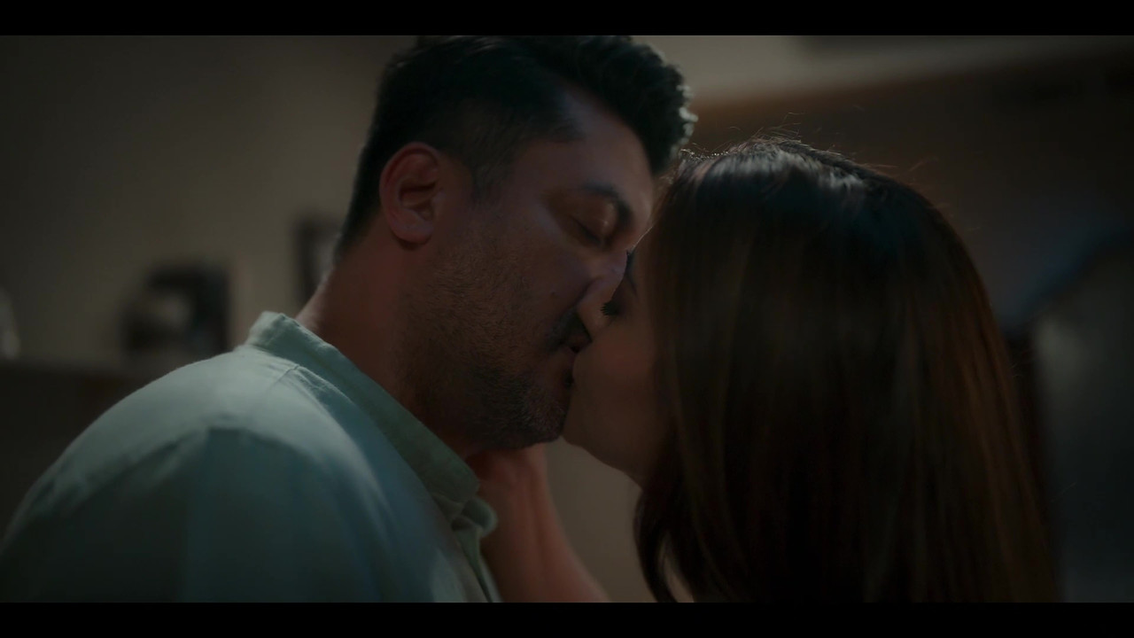 [Image: vlcsnap-2025-09-20-11h49m13s015.jpg]