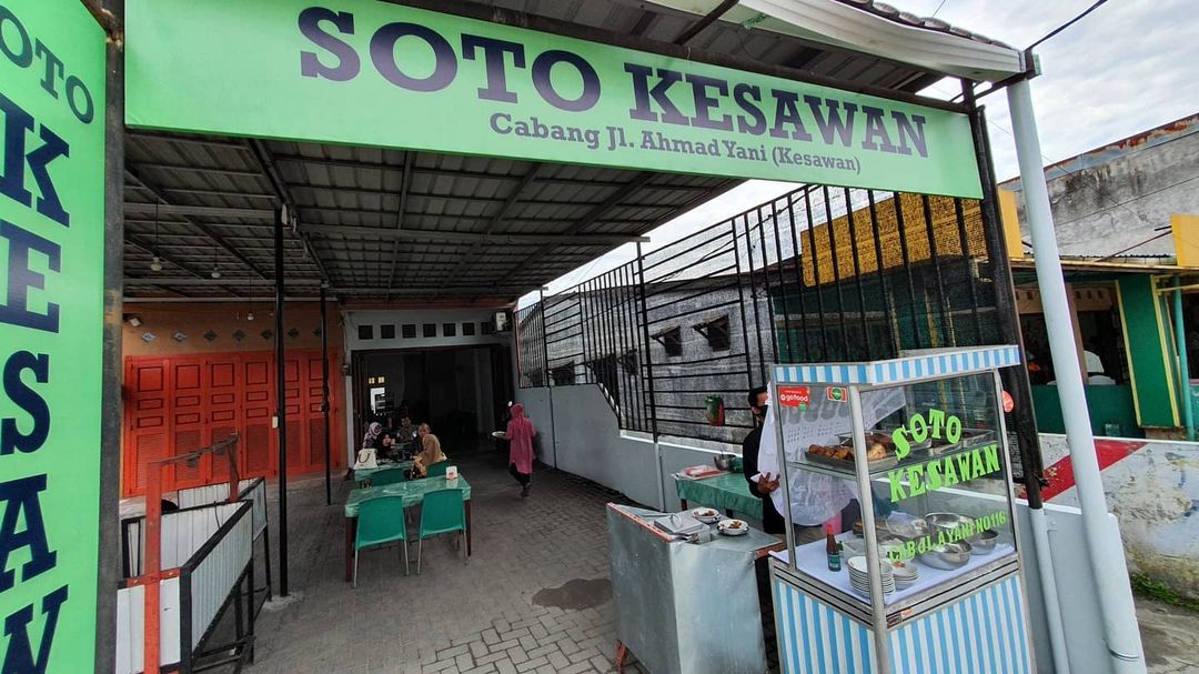Soto Kesawan, tempat sarapan legendaris di Medan yang dekat dengan hotel dan tempat sewa motor.