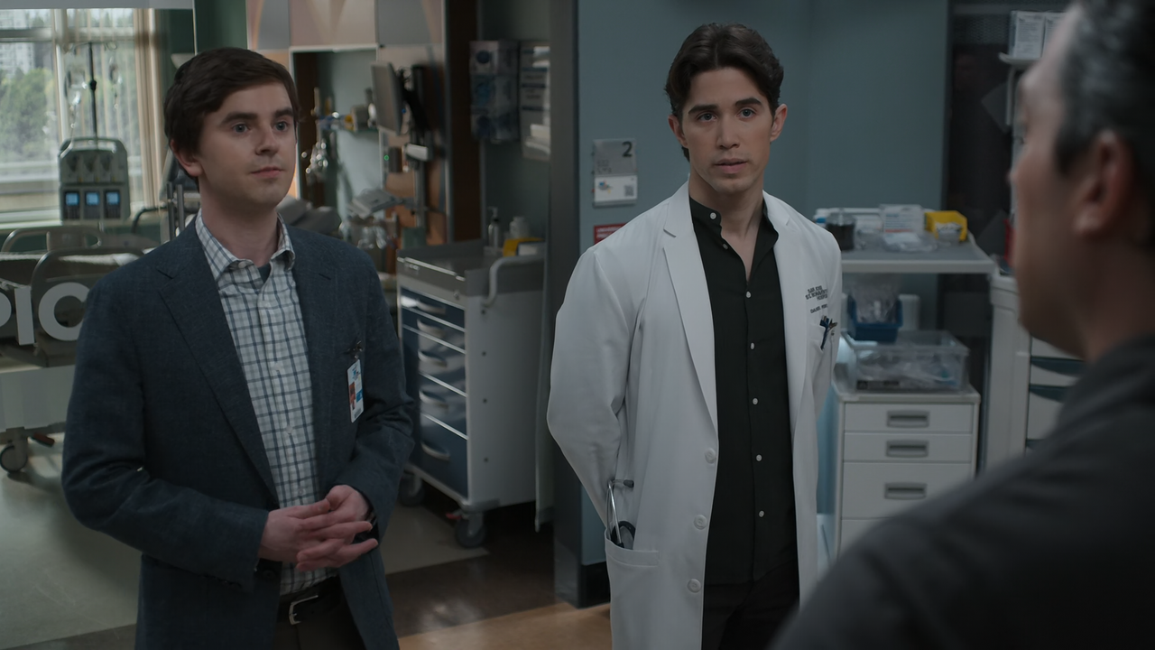 The.Good.Doctor.S06E13.39.Differences.1080p.10bit.AMZN.WEB-DL.DDP5.1.HEVC-Vyndros.mkv_snapshot_12.50
