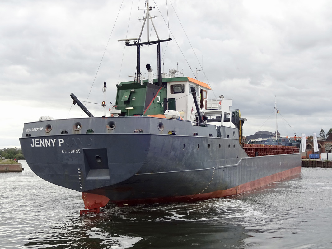 234122D3-E663-4A2F-AB3D-41E7519A3634