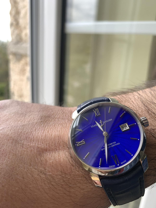 854C9F89-F2F3-4B0B-9BBA-5E1C971533C0