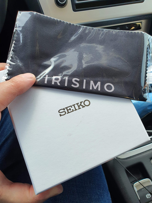 404BC3C6-EDCF-45DF-A58B-B2F5959A9321