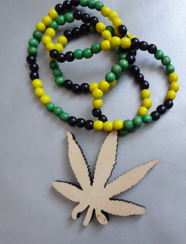 Marihuana Přívěsek Náhrdelník Korálkový Dřevo Cannabis | Aukro