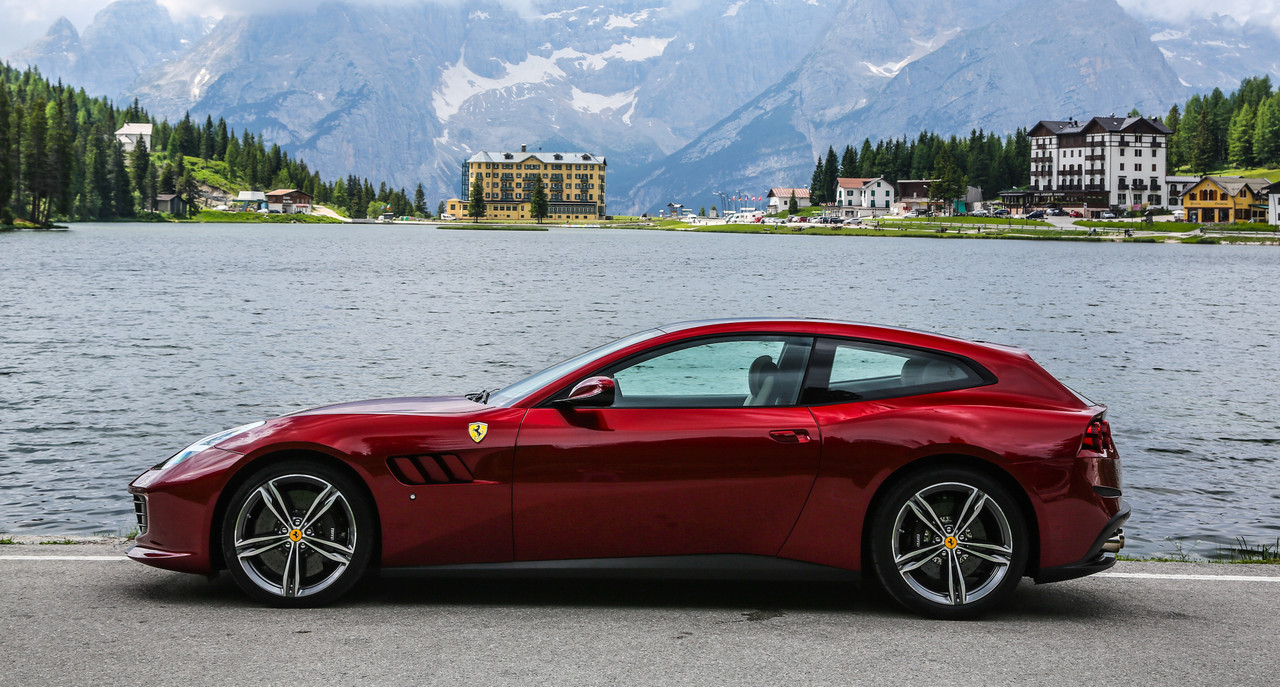 160492-car-ferrari-gtc4lusso.jpg