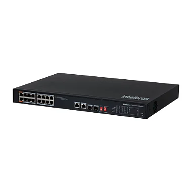 Switch Intelbras SF 1822 PoE com visão frontal das portas PoE, Ethernet e SFP.
